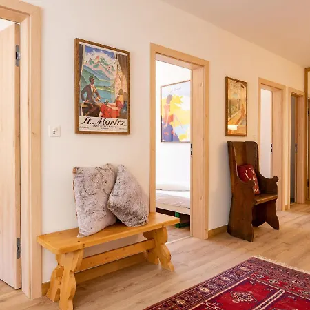 Appartement Chesa Derby 27 By Interhome